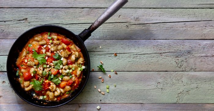 Aitoo-Pasta Peruna-Kaura-Nokkonen pannulla